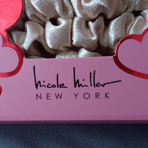 Nicole Miller Pink, White, and Gold Hair Scrunchies - Picture 2 of 5